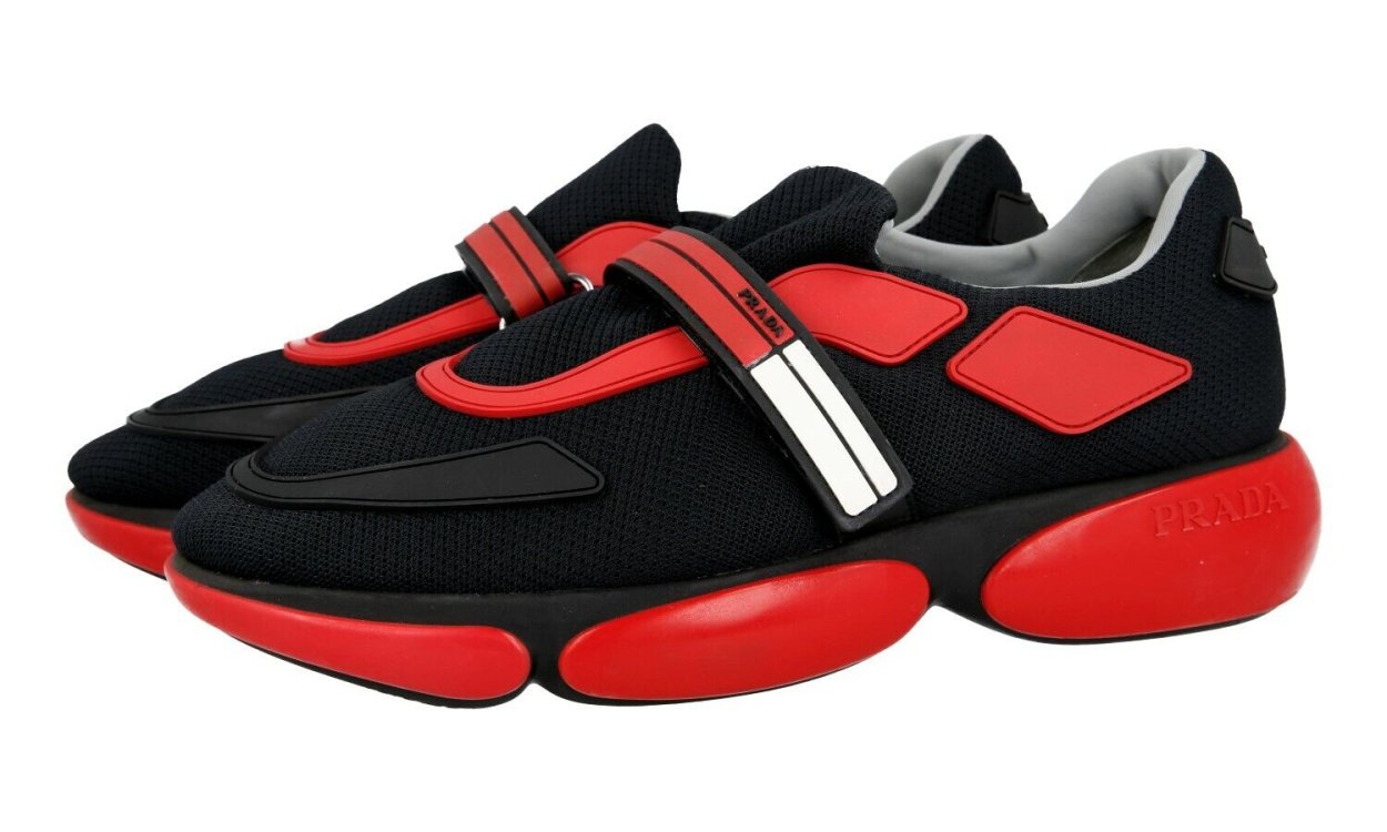 Red cloud Sneakers