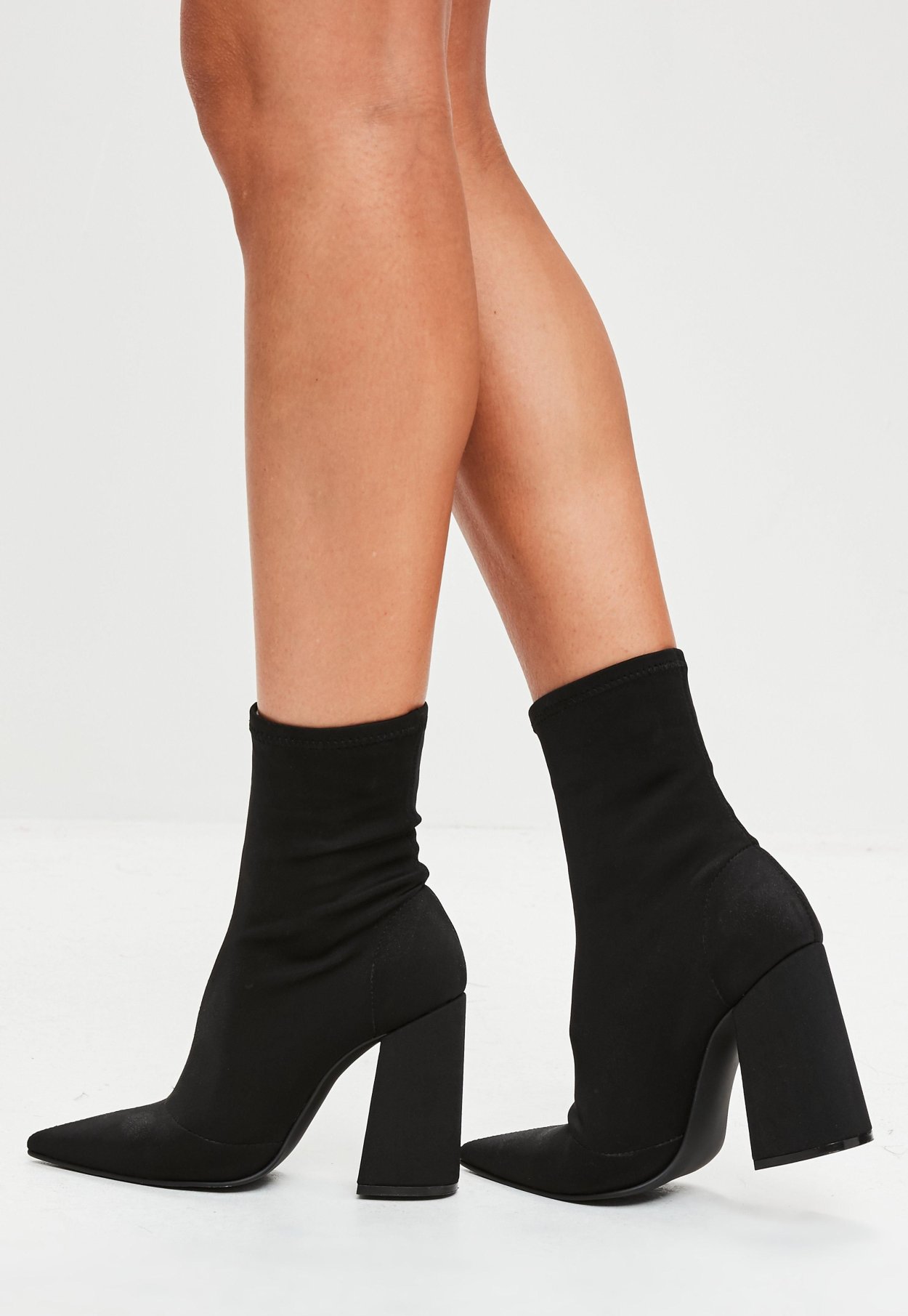 Женские сапоги бренд missguided