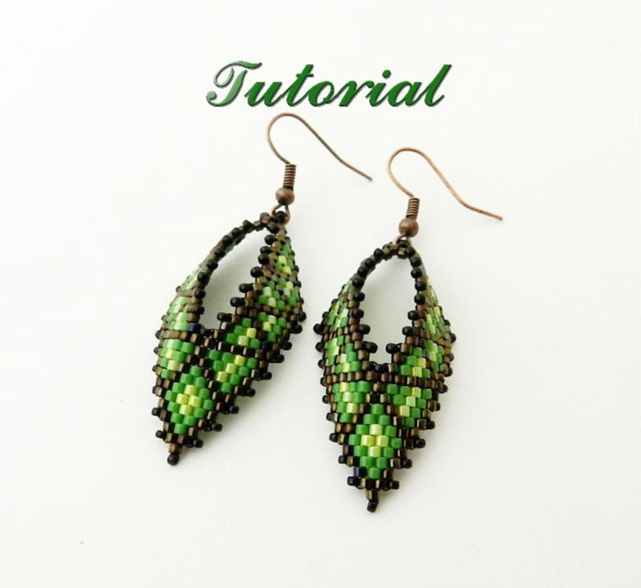Сережки листики из бисера