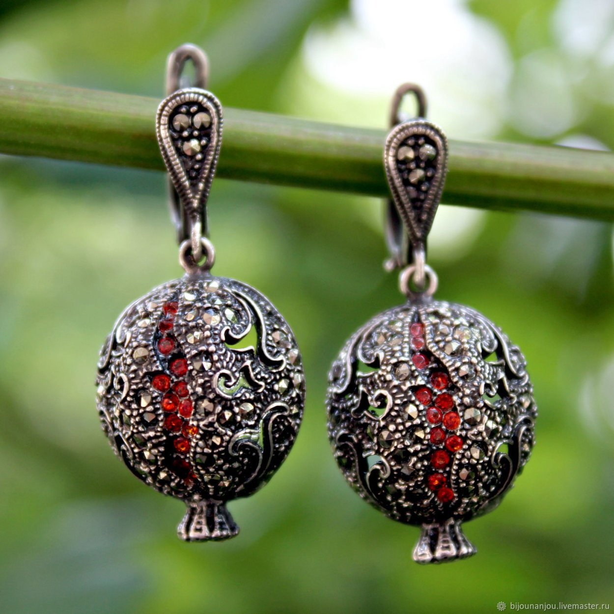 Серьги mve1608ggr гранат серебро 925