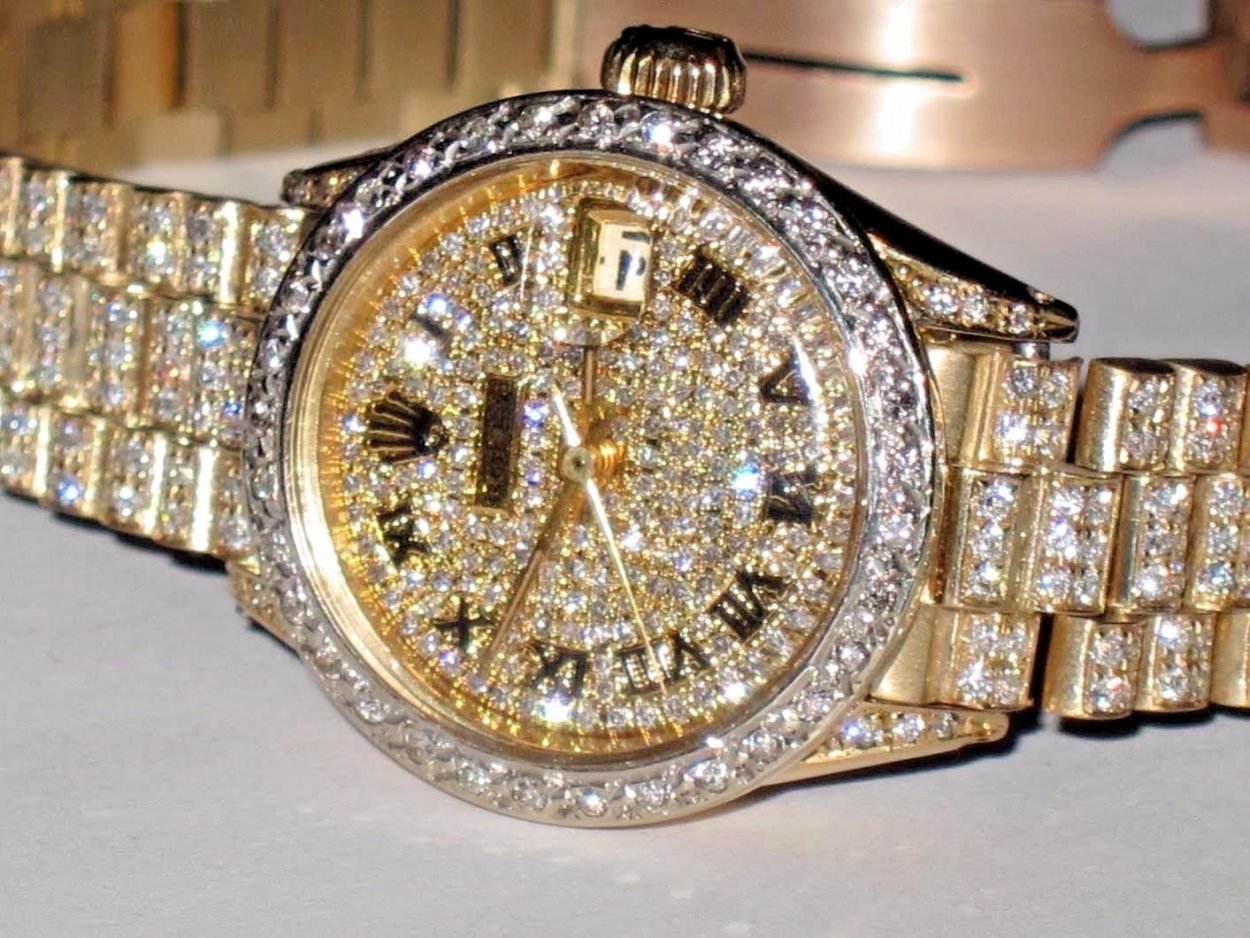 Часы Rolex с бриллиантами
