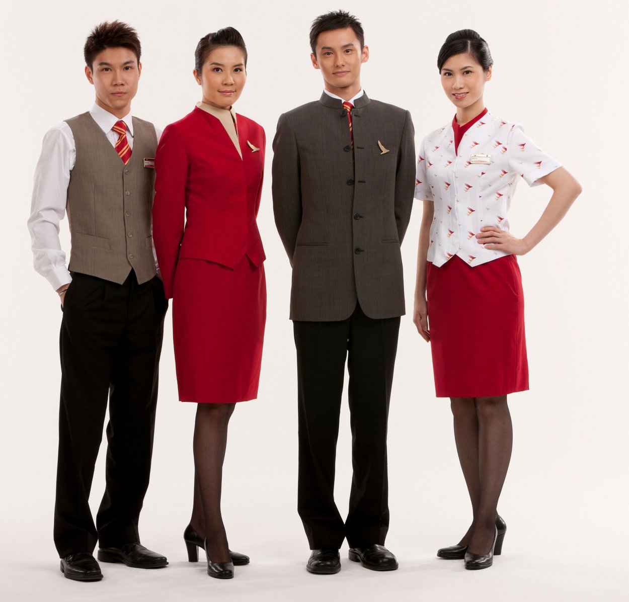 Бортпроводник Cathay Pacific