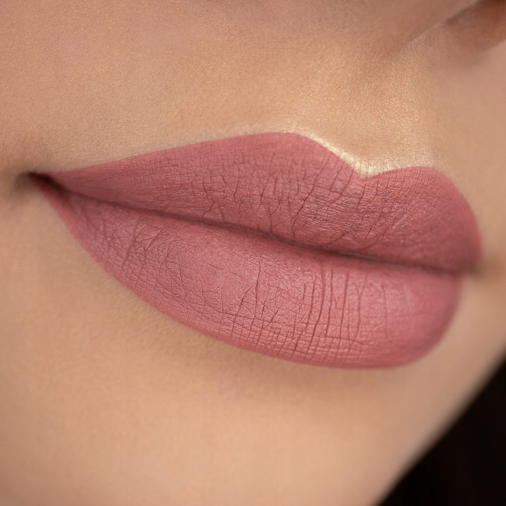 Матовая помада Matte Lipstick
