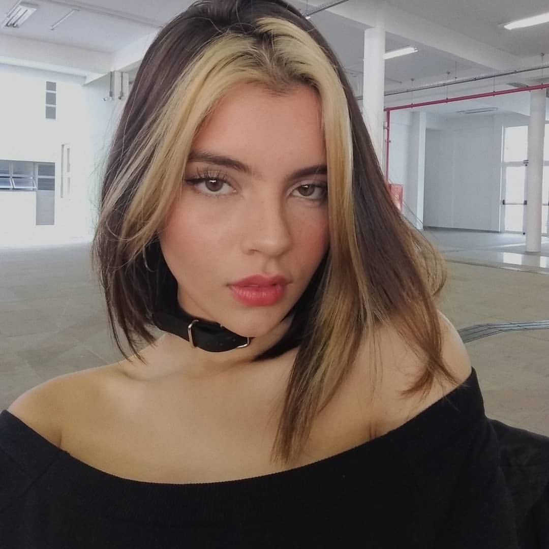 Покрашенные ПРЯТКИ У лица