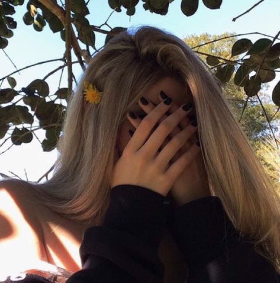 Блондинка 15 лет без лица