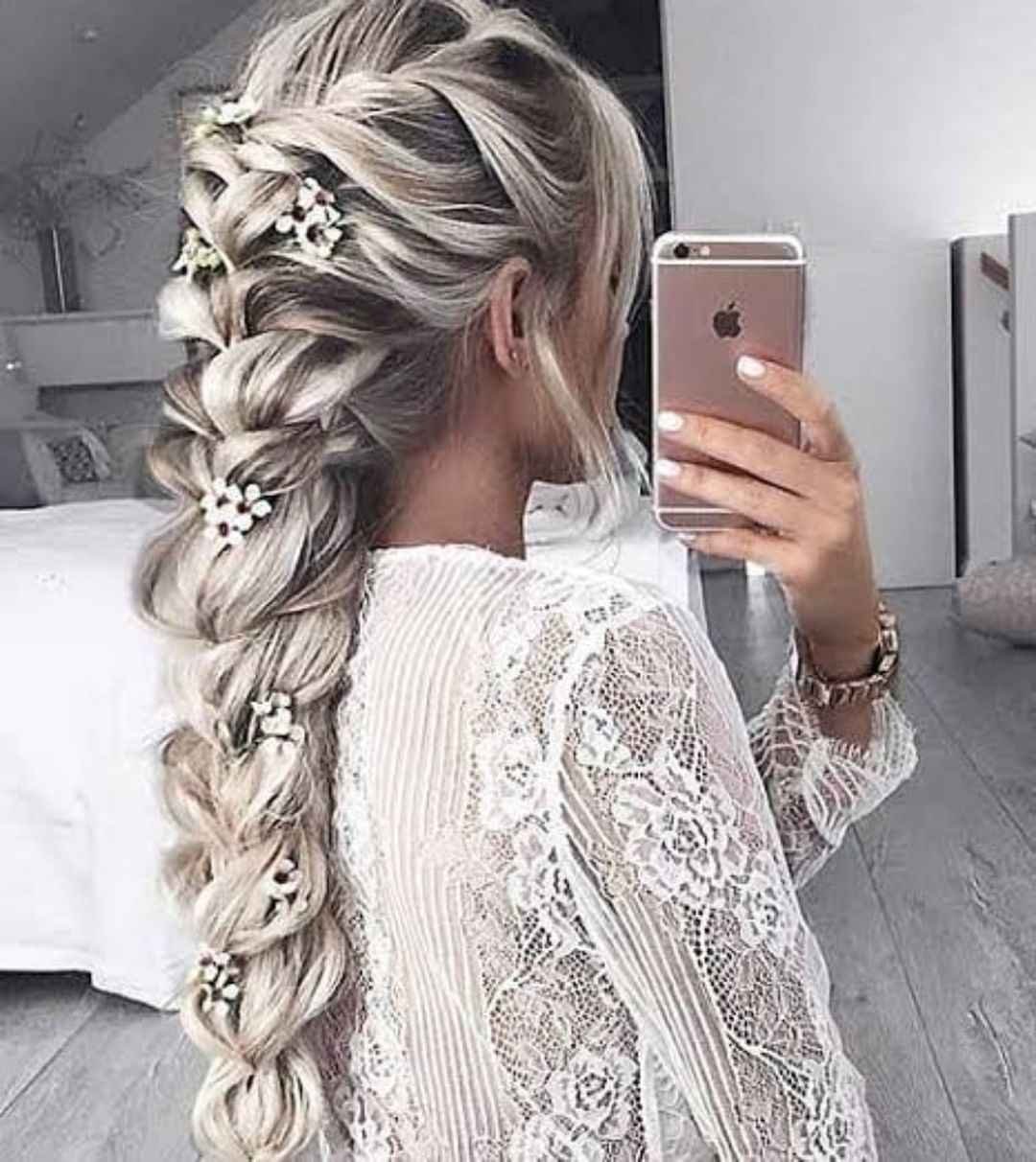 Модные косички на длинные волосы