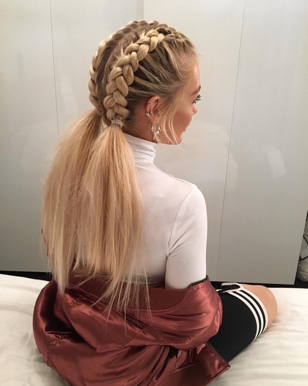 Красивые причёски в школу
