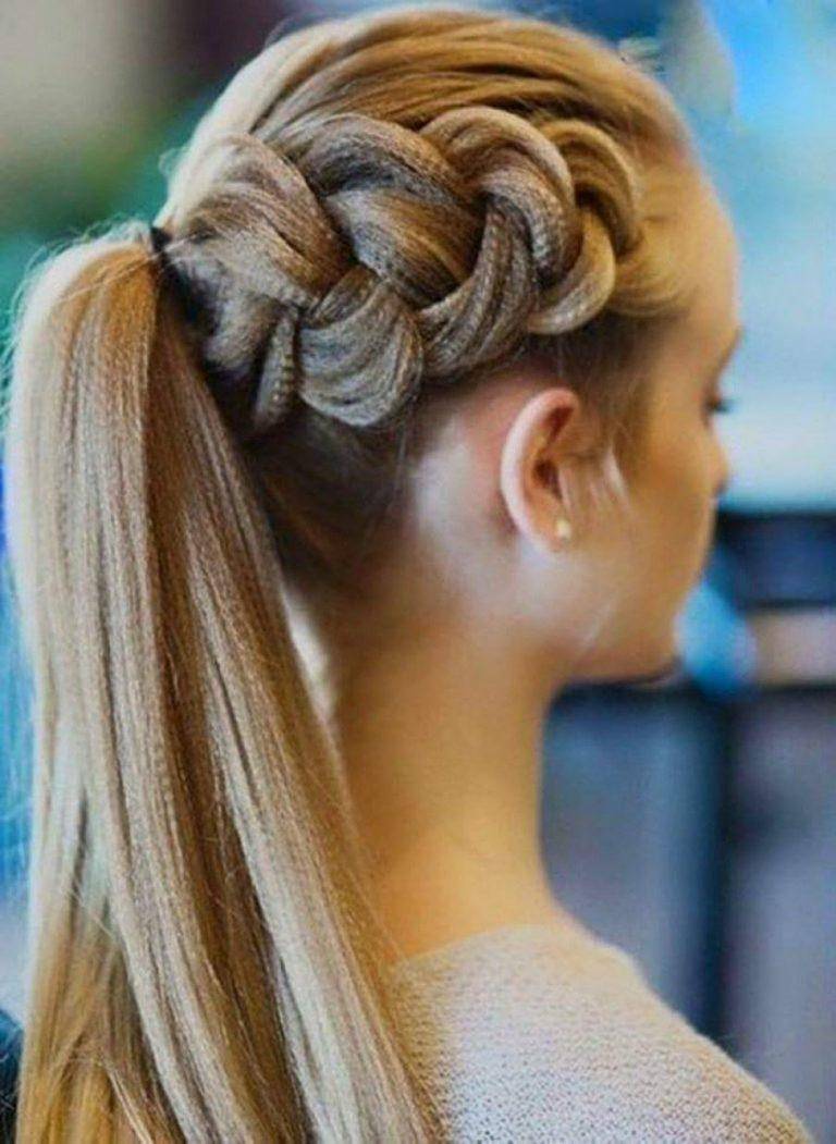 Прически из косичек