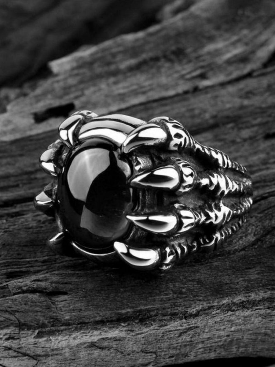 Кольцо «Ruby Gothic Ring
