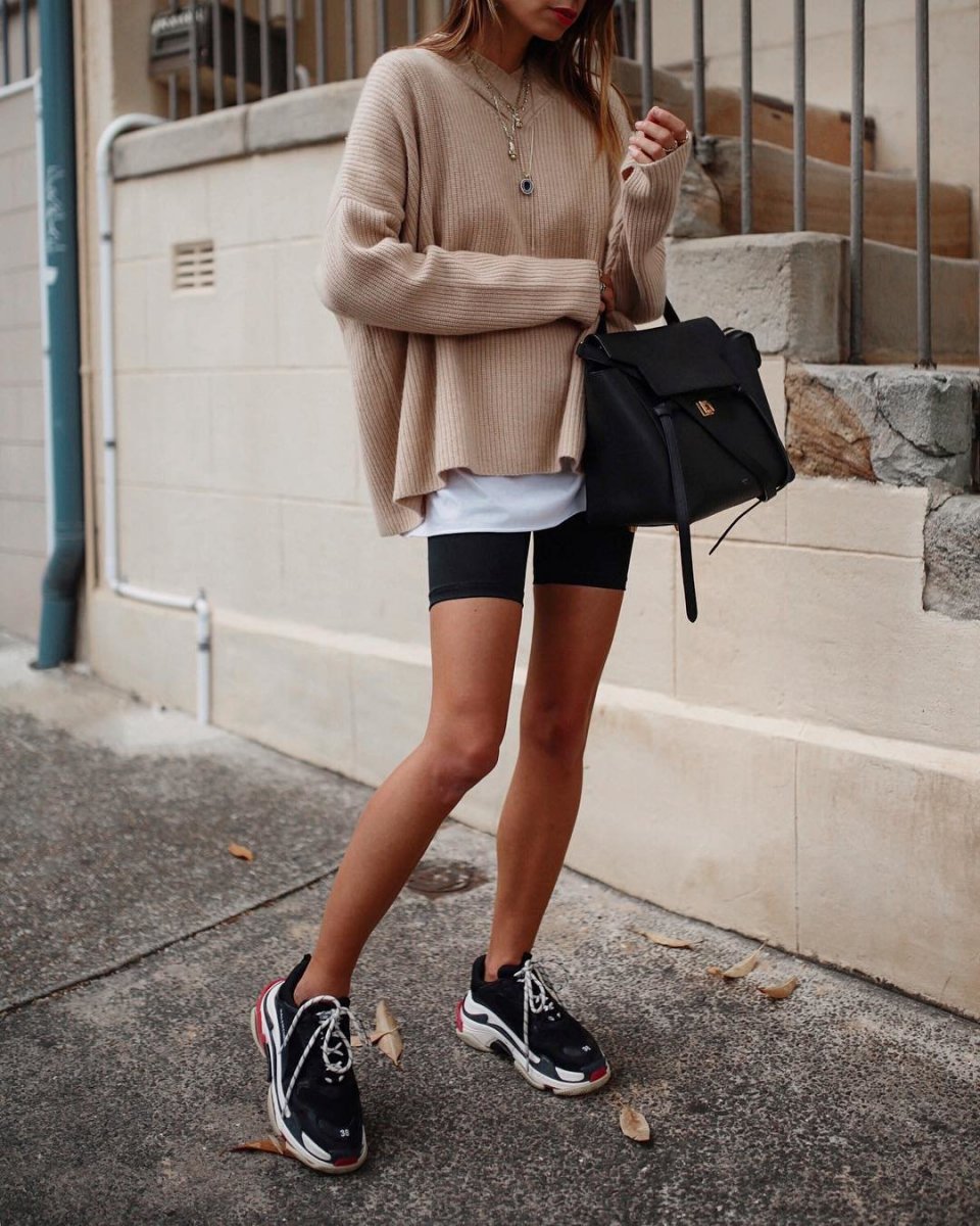 Луки с adidas Superstar