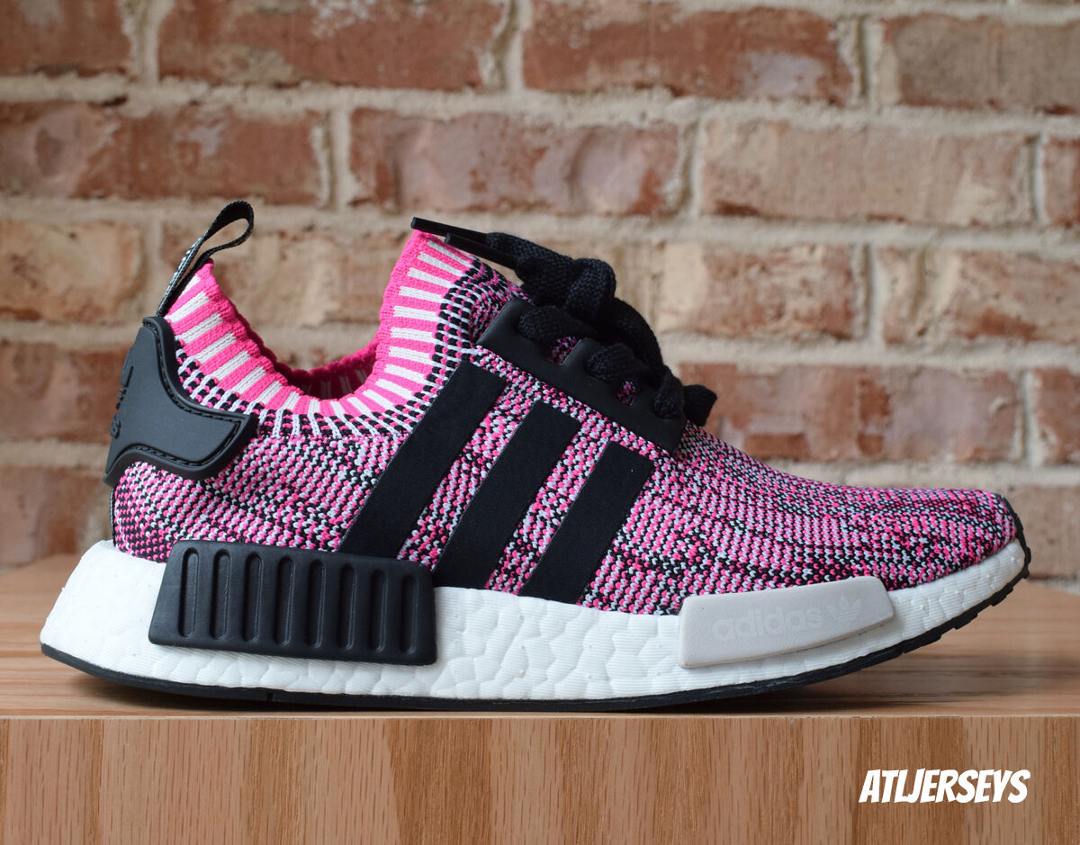 Adidas NMD r1 черный буст