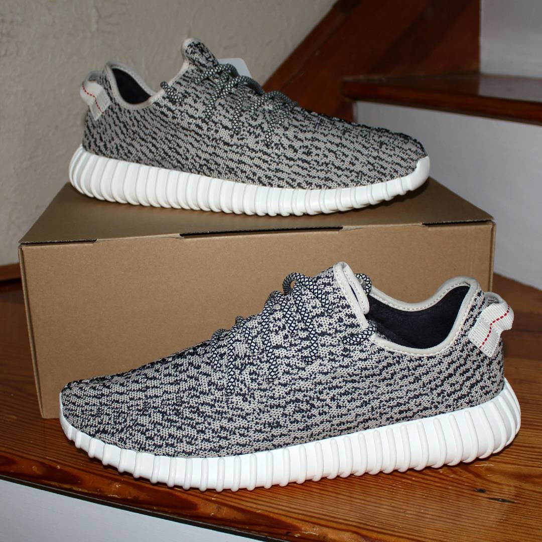 Adidas изики 550