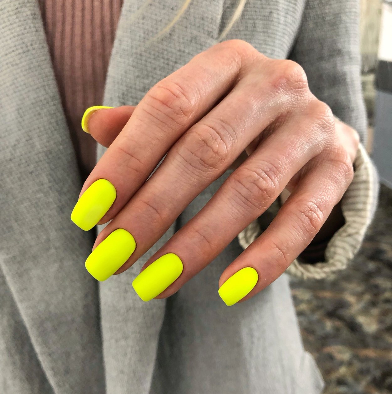 Ногти желтого цвета