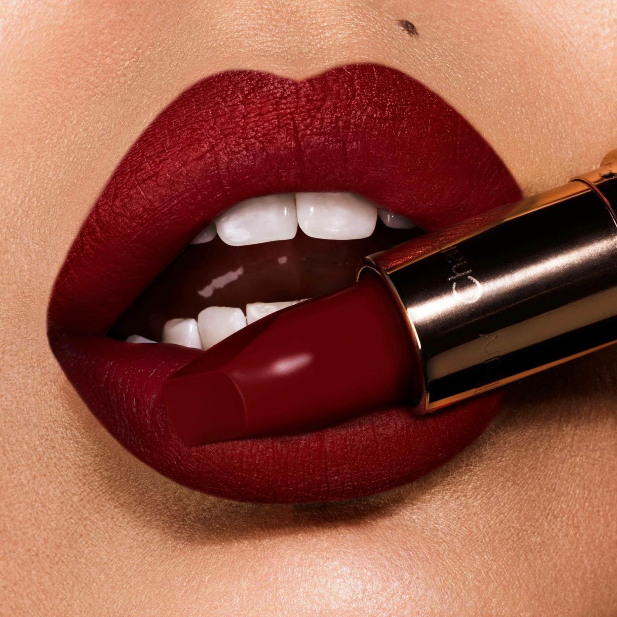 Charlotte Tilbury hot Lips