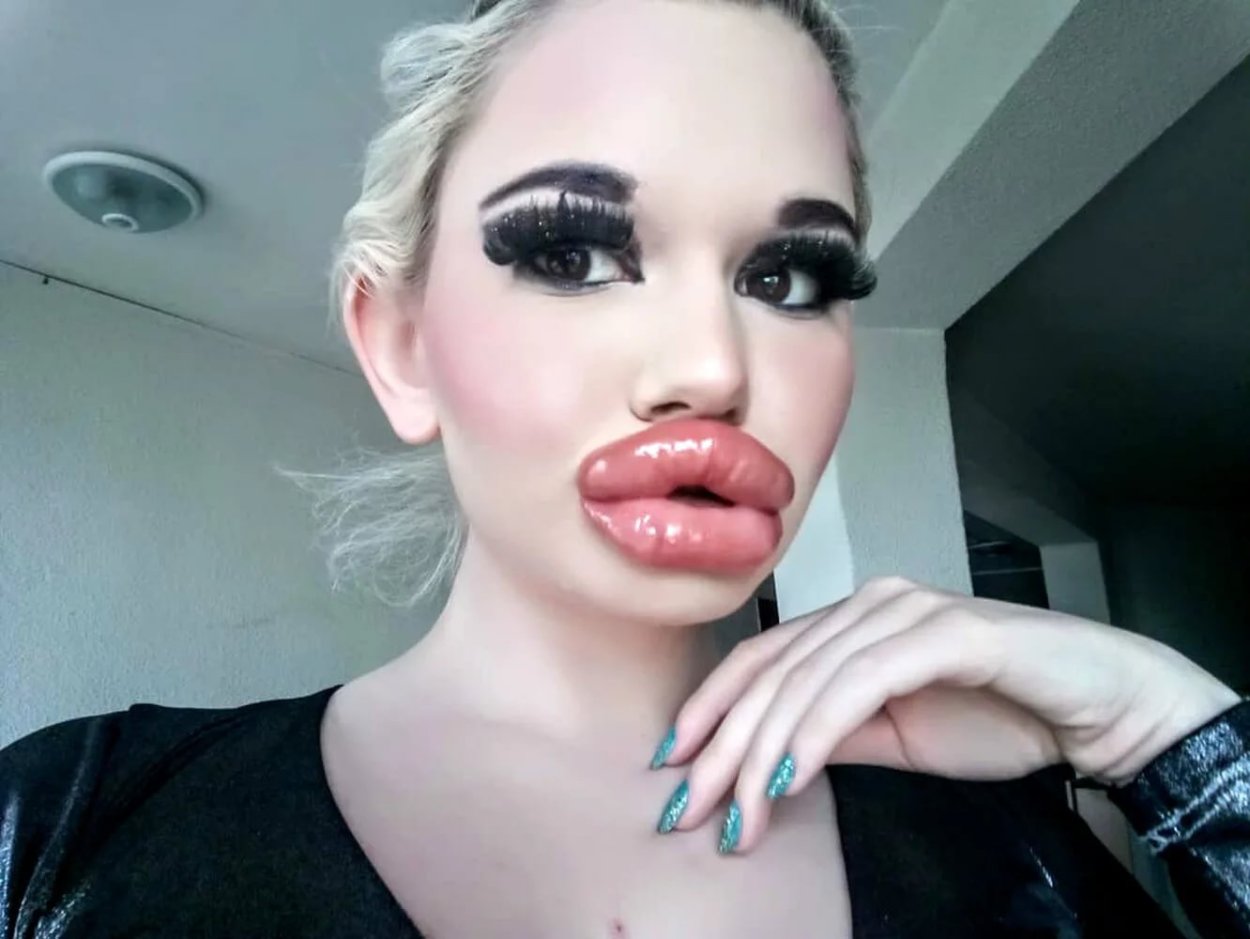 Андреа Емилова Иванова