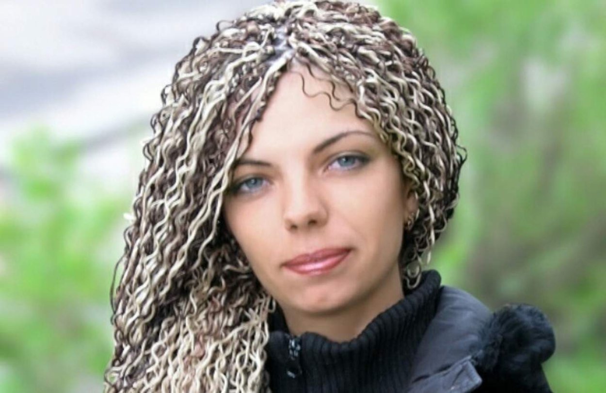 Зизи косички кудрявые