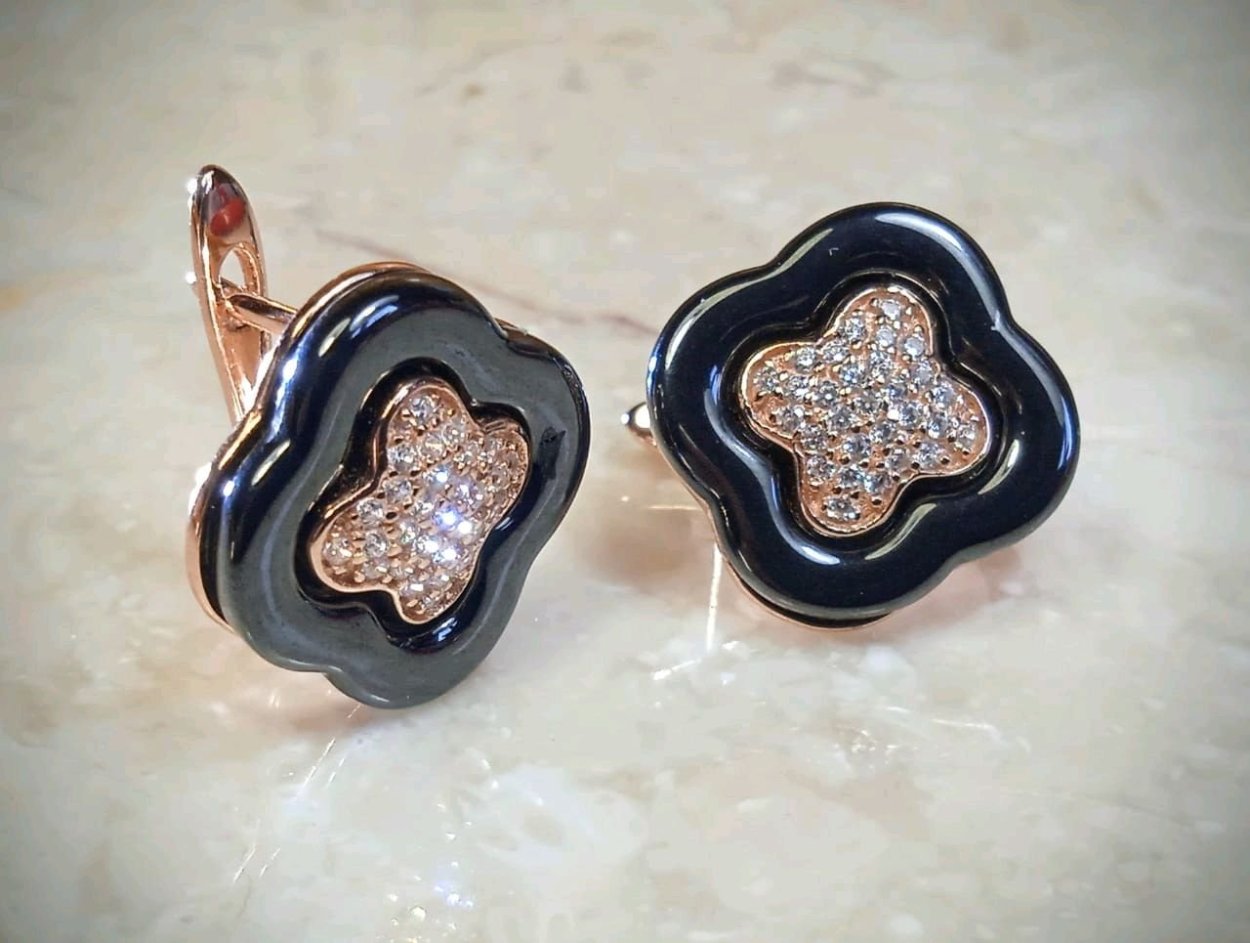 Керамические серьги