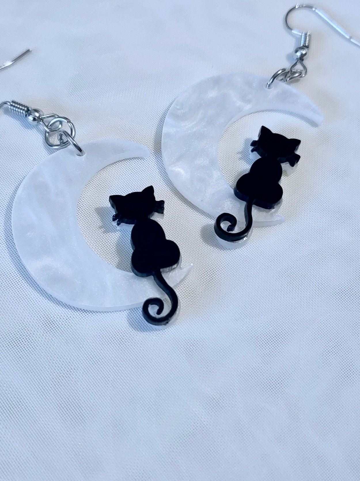 Серебряные серьги котики детские