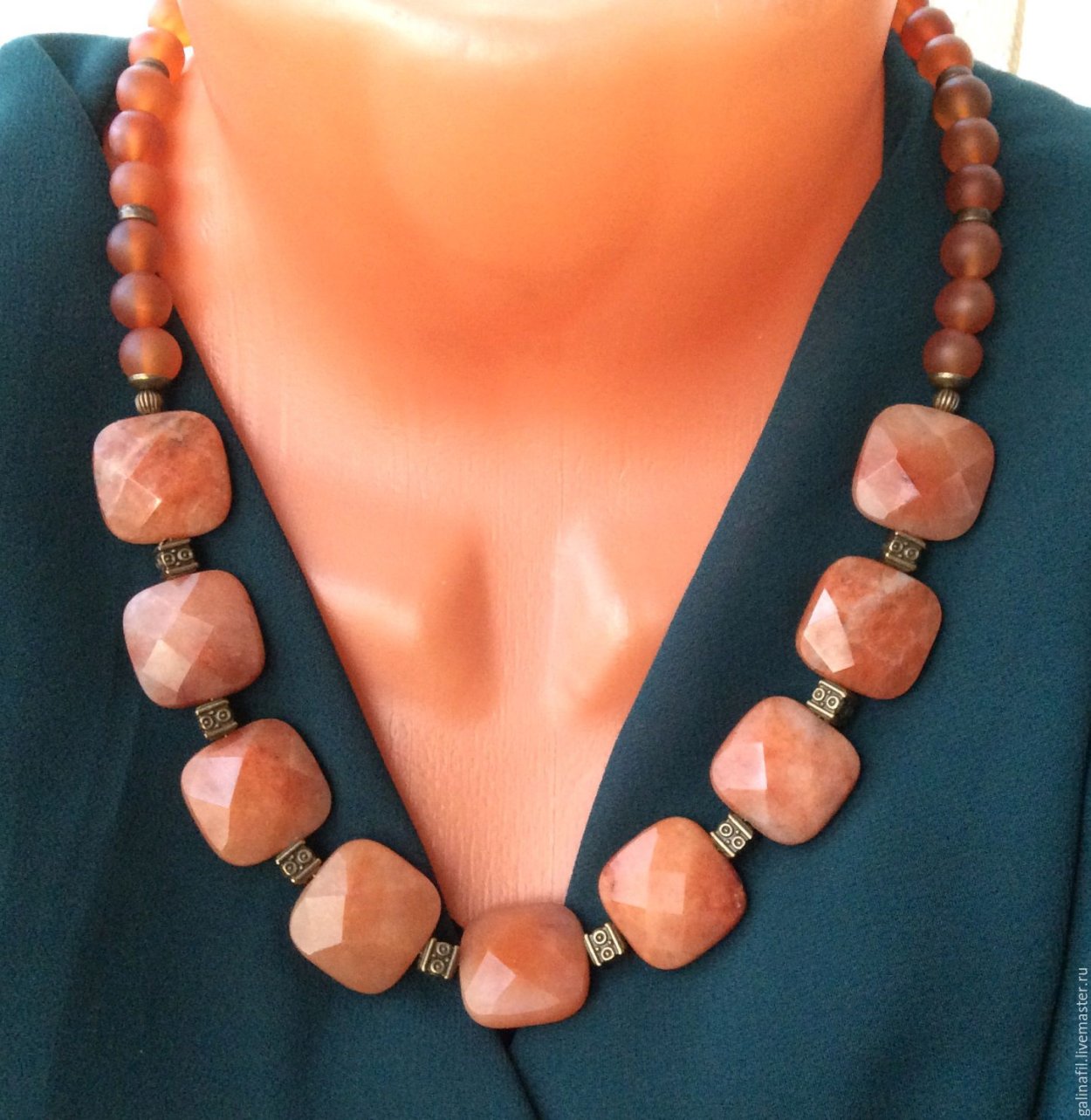 Украшения из сердолика